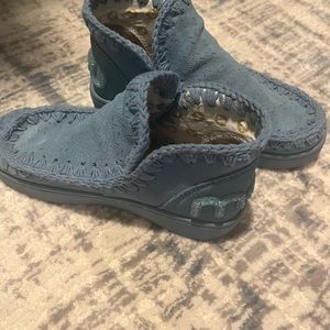 Mou booties